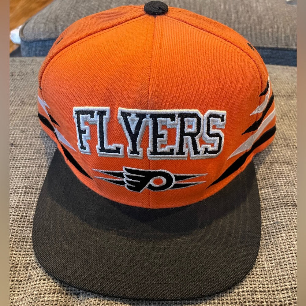 Philadelphia Flyers Mitchell & Ness SnapBack!